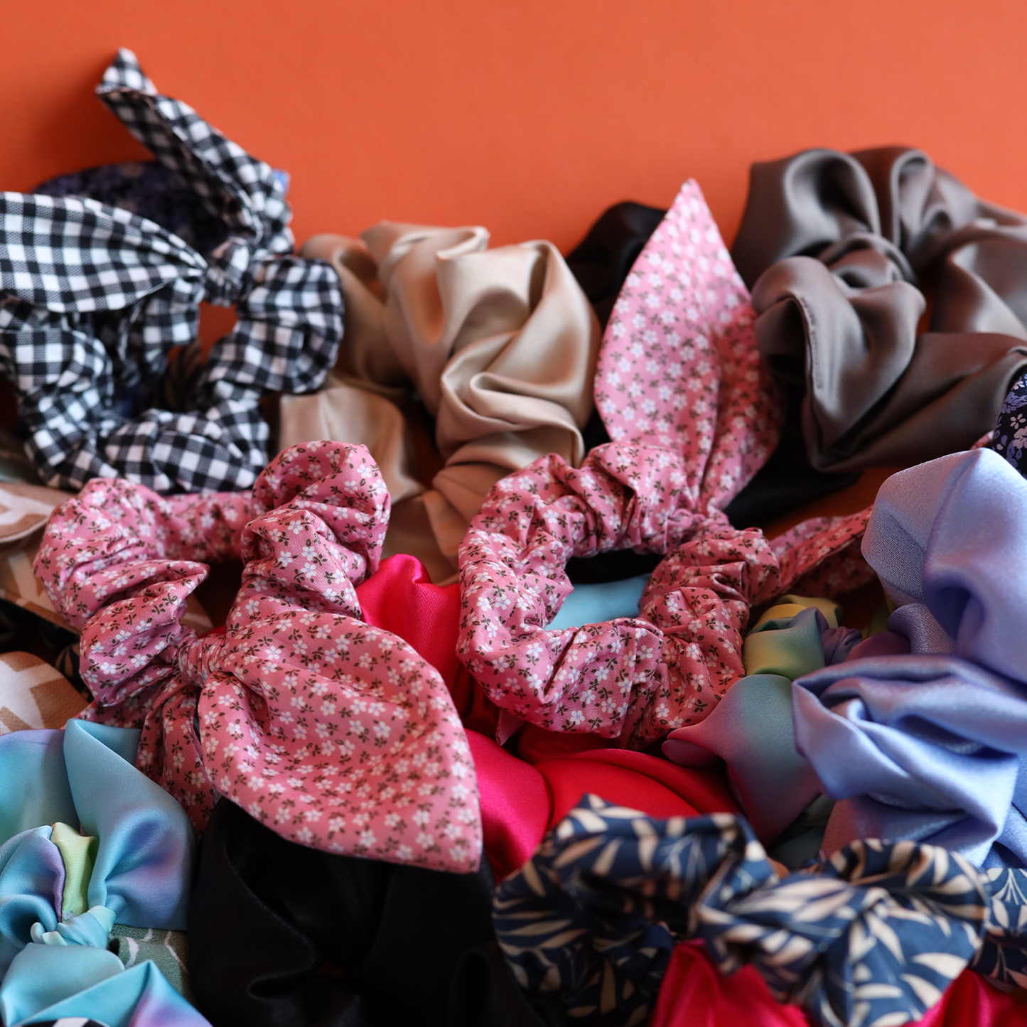 CRC CARES_SCRUNCHIE