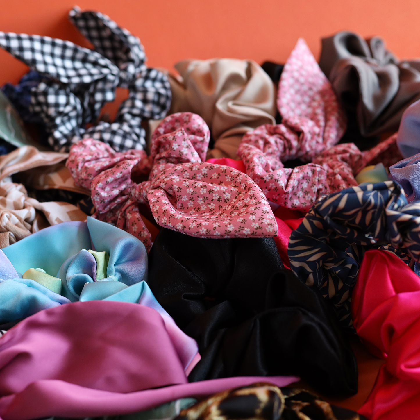 CRC CARES_SCRUNCHIE